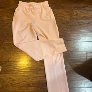strawberry milkshake lululemon softstreme pants size 4